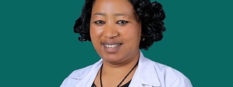 The health officer who has to prepare lunch box to treat her TB patients